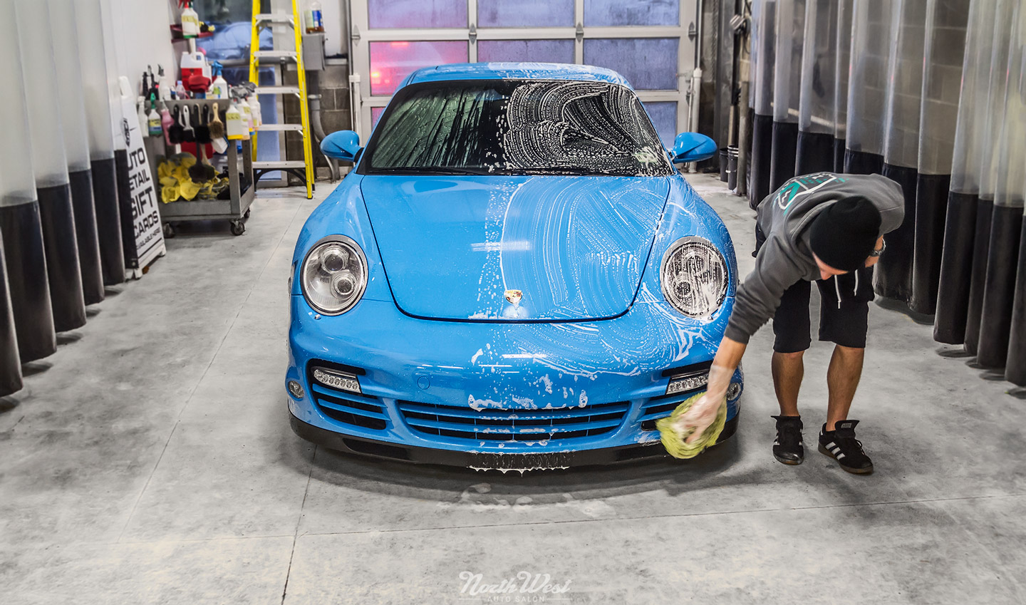 Mexico-Blue-Porsche-911-Turbo-S-hand-wash-new-car