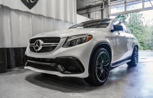 NorthWest-Auto-Salon-YIR-2015-mercedes-GLE