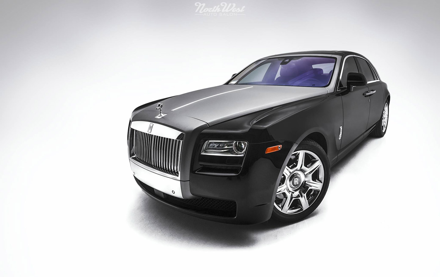 Rolls-Royce-Ghost-Drop-head-coupe-vinyl-hood-wrap