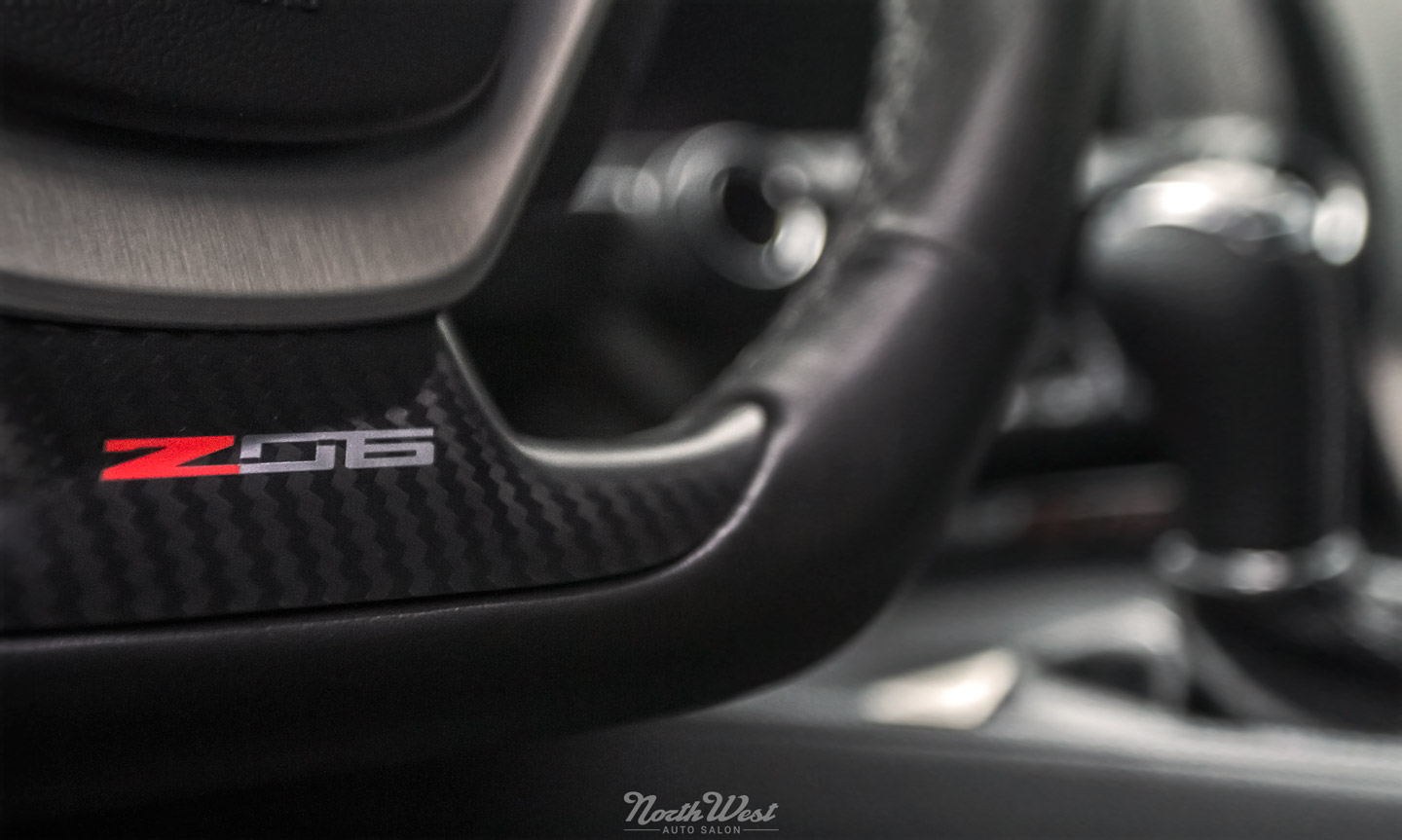 Chevy-Z06-new-car-detail-steering-wheel-logo
