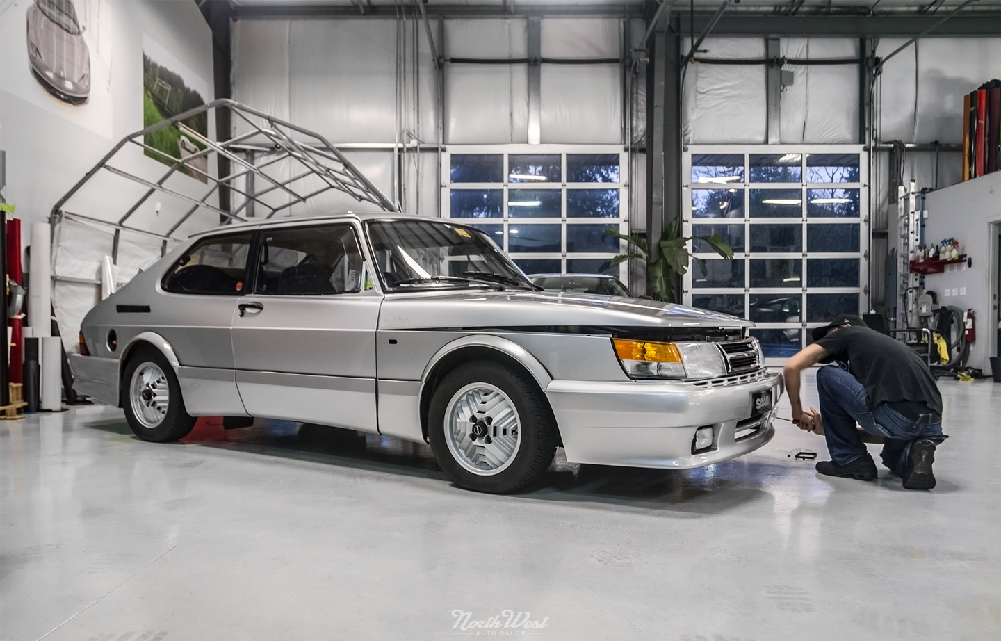 saab-900-turbo-spg-prototype-born-from-jets-vinyl-wrap-car-wrap-outside-nwas-disassembly
